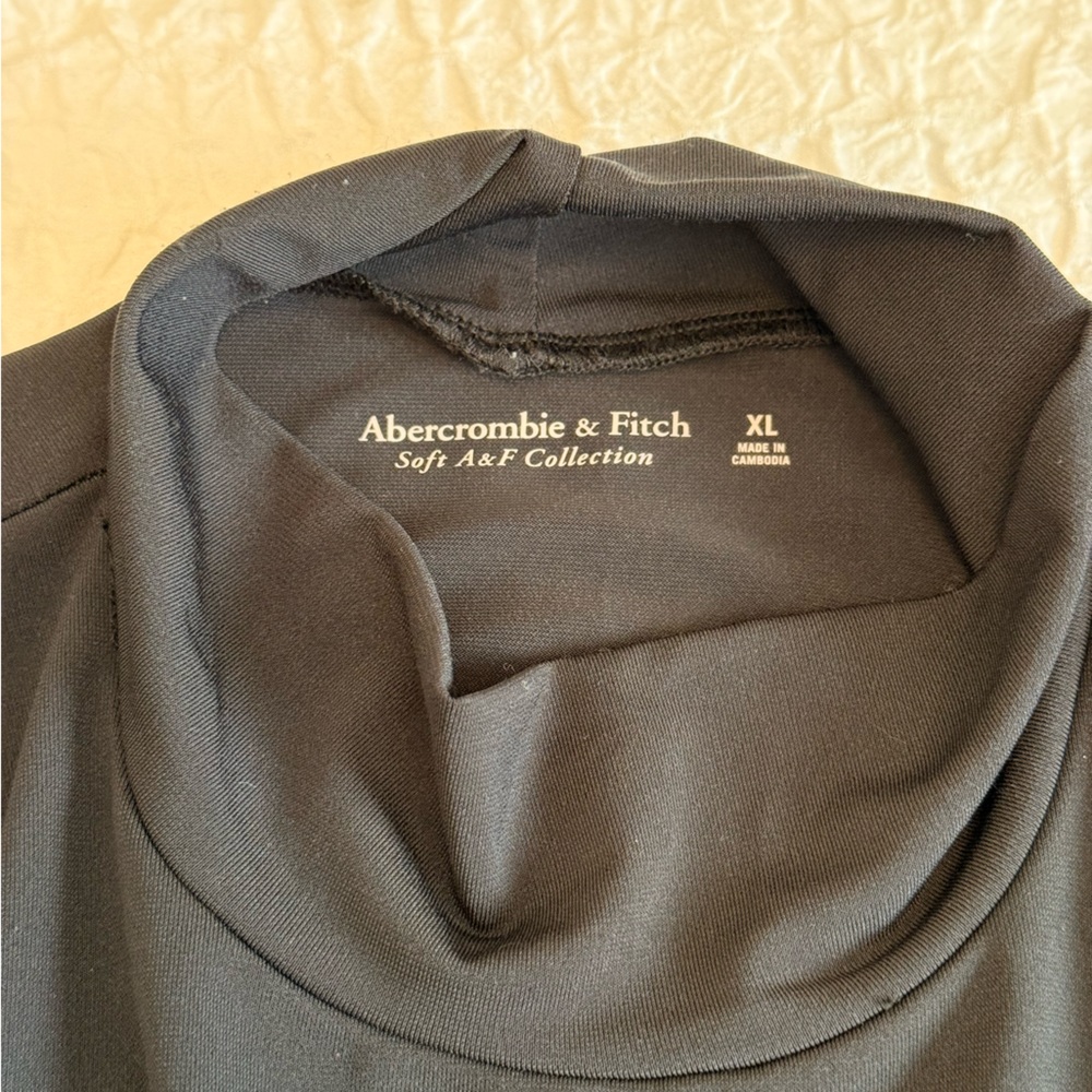 Abercrombie & Fitch Soft A&F Turtleneck Bodysuit – Black, Size XL - Picture 6 of 10